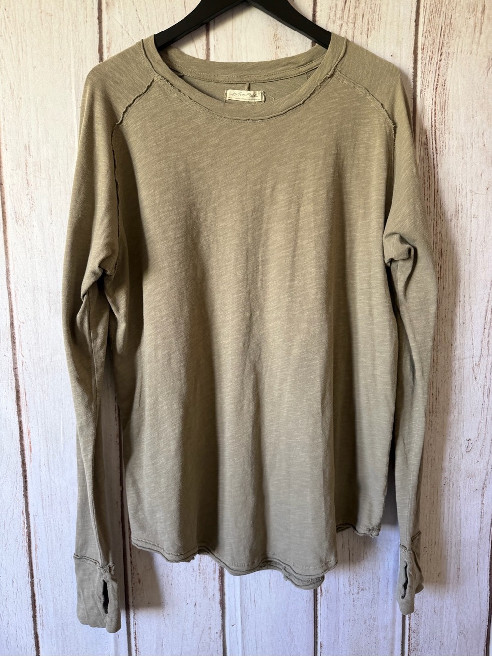 We The Free Long Sleeve Raw Edge T-Shirt Size Small